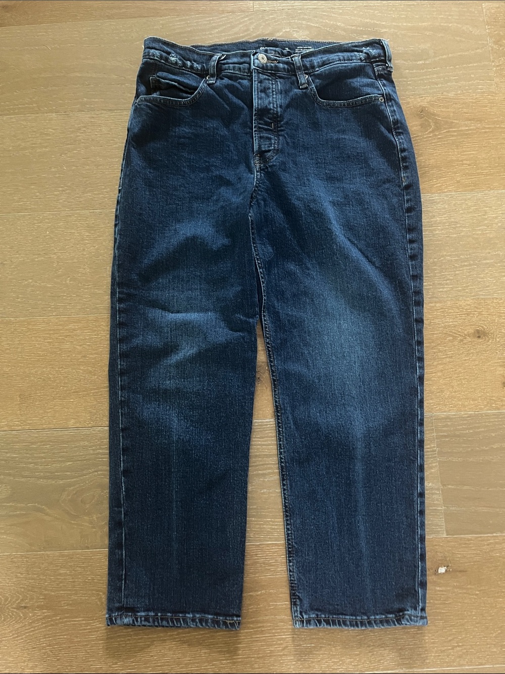 Old Navy Extra High Rise Sky-Hi Straight Jeans size 12 petite